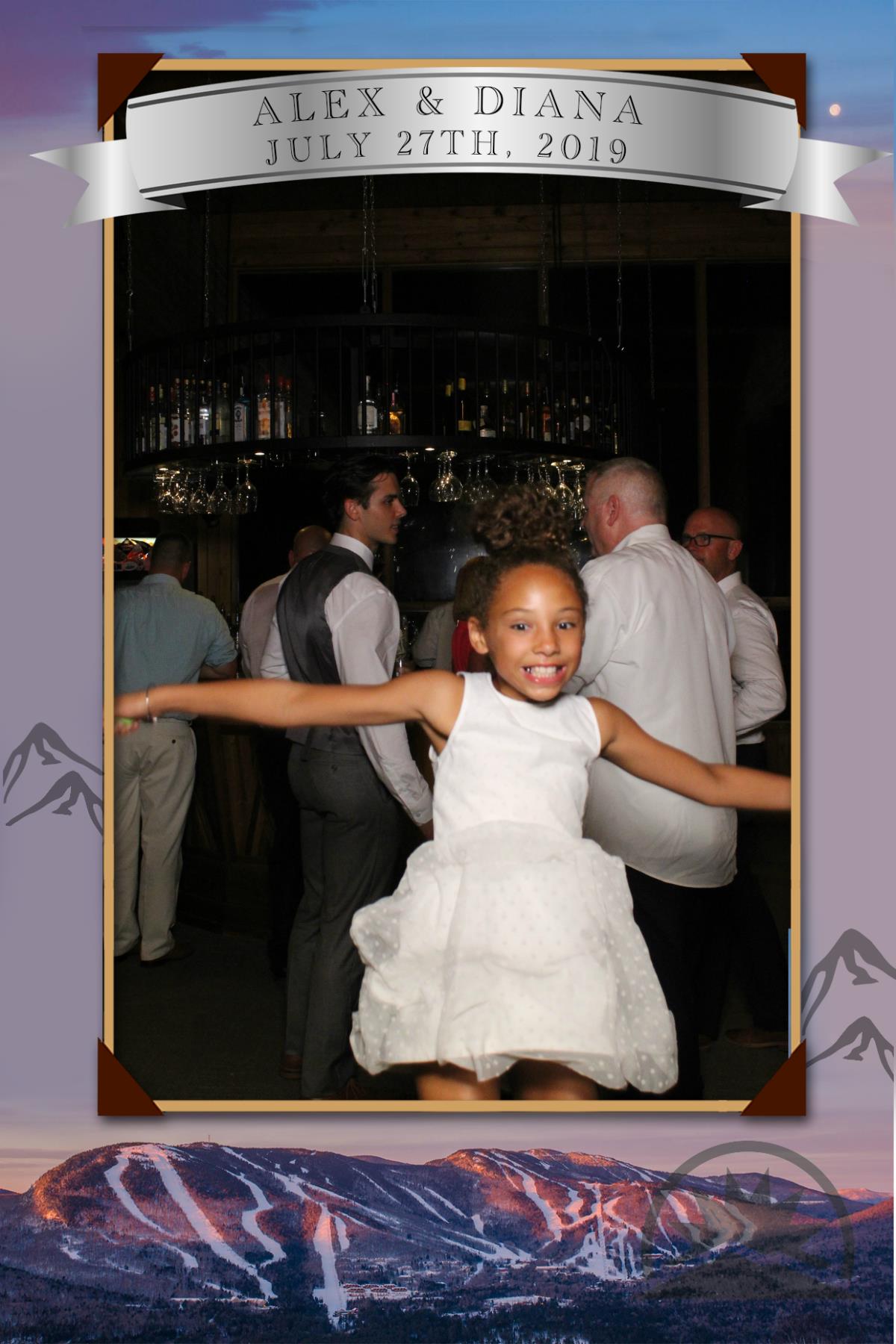 Diana and Alex's Wedding | View more photos from the event at gallery.mainemagicmirror.com/u/MaineMagicMirror/Diana-and-Alexs-Wedding